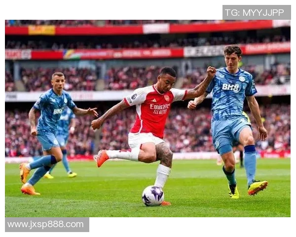 阿森纳与斯旺西激战正酣现比分实时更新与分析